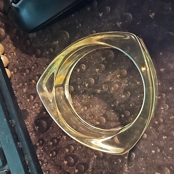 Vintage Lucite Three Sided Bracelet - Picture 2 of 3